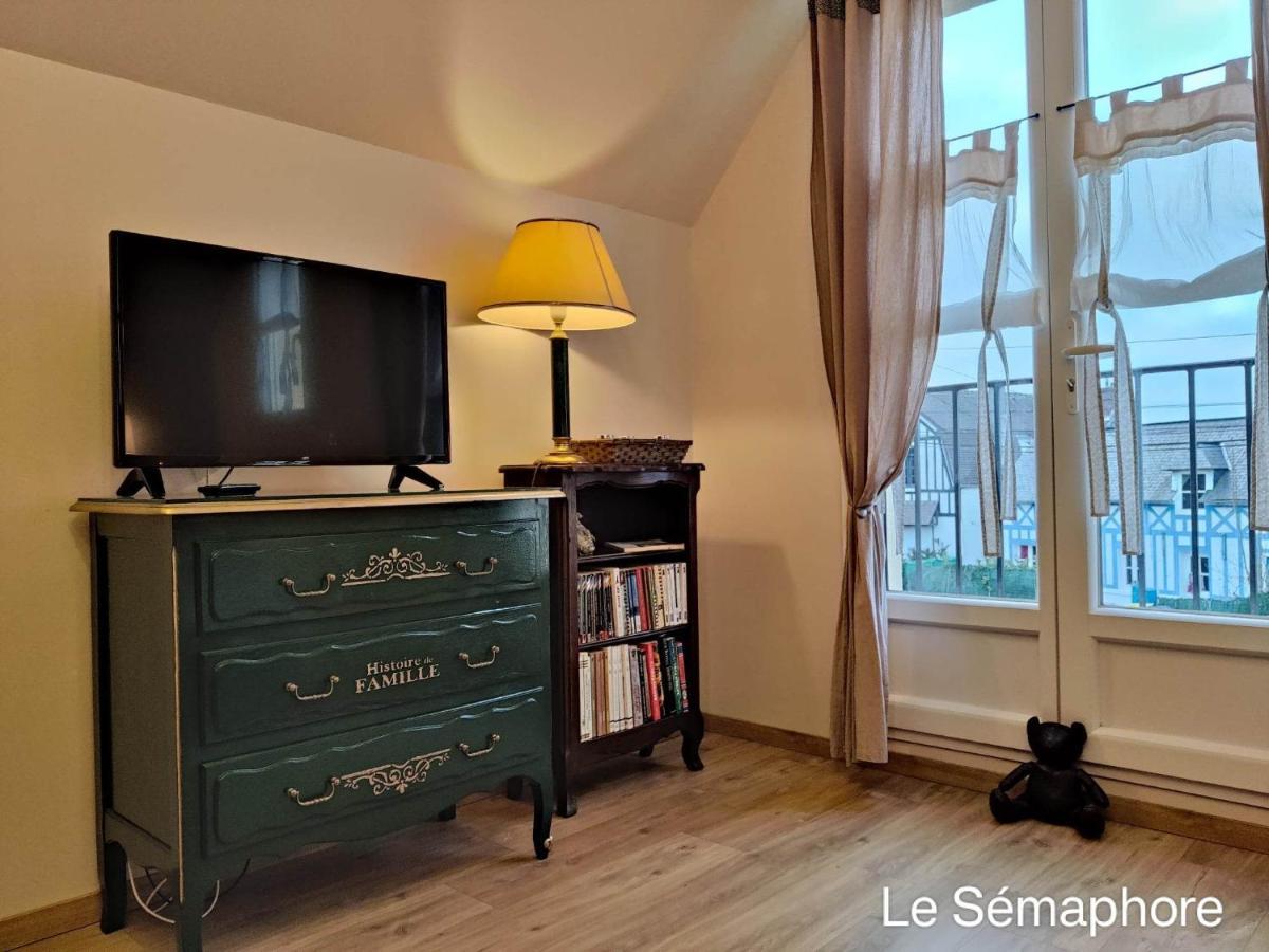 Du Cote De Chez Swann 1 Bed & Breakfast Trouville-sur-Mer Dış mekan fotoğraf